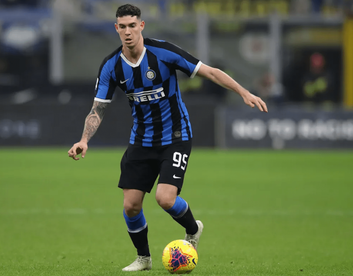 赛后莱比锡调整名单以备全明星赛，临场应变环节打磨，底气十足，赛季目标并未改变(荷兰队球衣2025谍照)